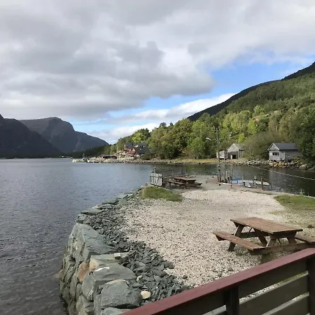 Feriehus Seaside 3-bedroom House