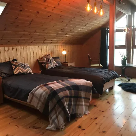 Seaside 3-bedroom House Svelgen