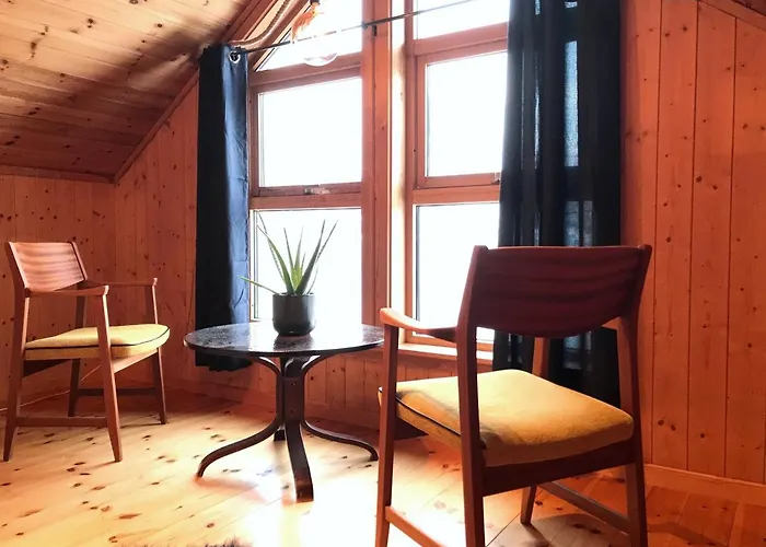 Seaside 3-bedroom House Semesterbostad