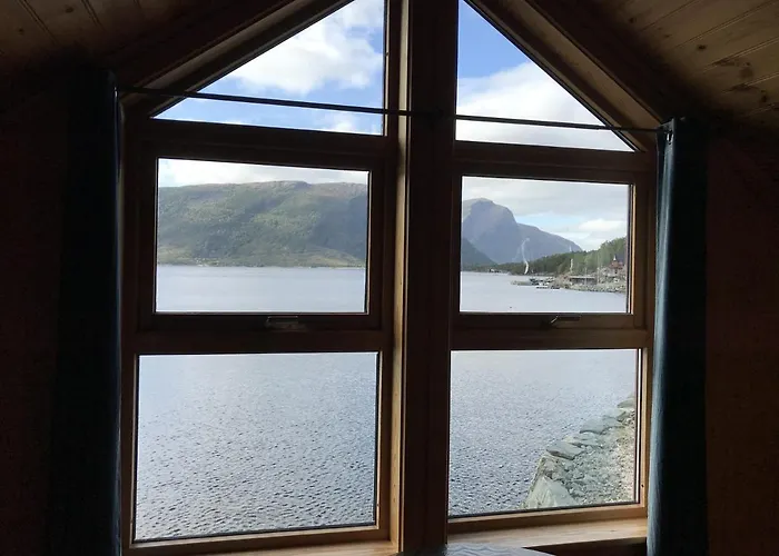 Seaside 3-bedroom House * Svelgen