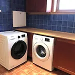בית נופש Seaside 3-bedroom House Svelgen