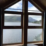 Seaside 3-bedroom House * Svelgen